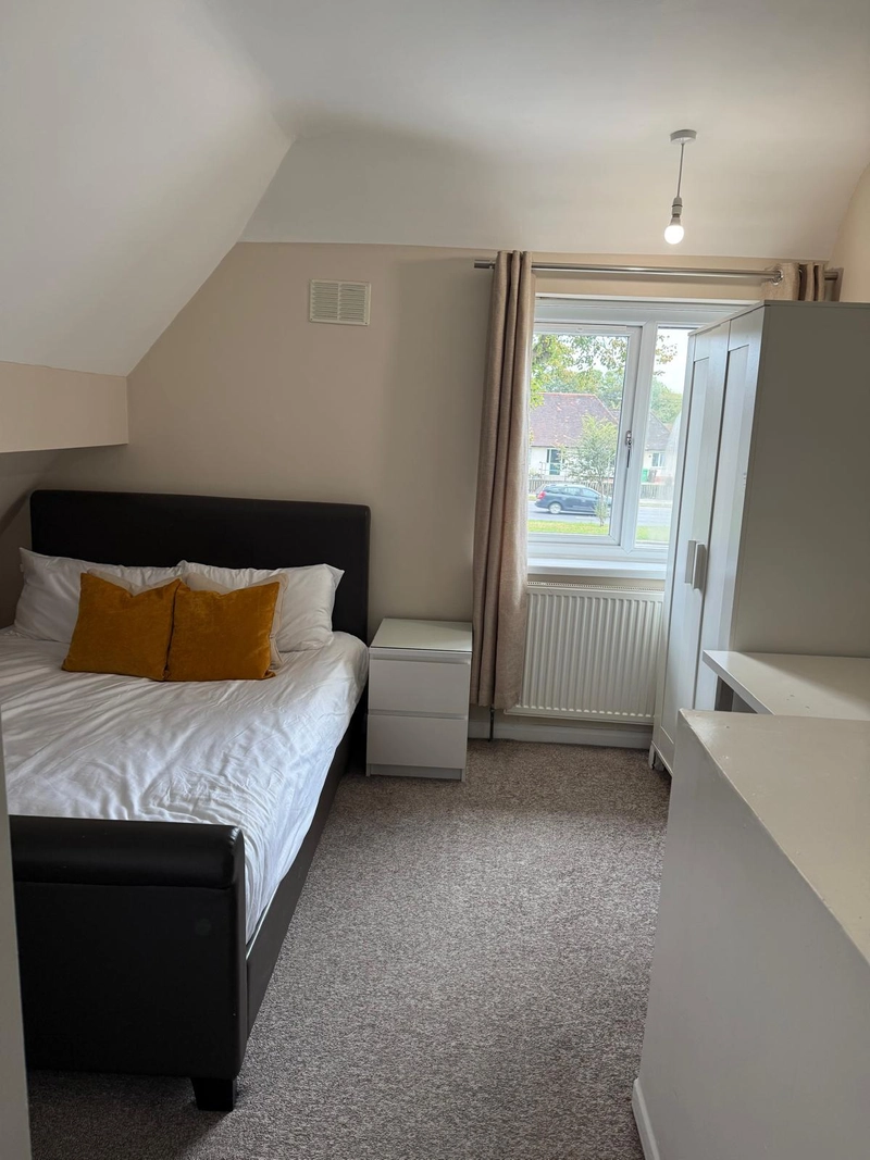 Middleton Boulevard: 4 Bedroom Student (Jubilee) NG8 1FX - Thumbnail 9